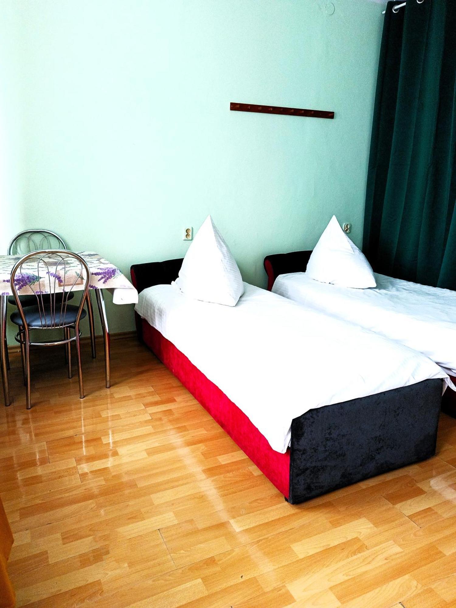 Hostel Omega Rzeszow Exterior photo